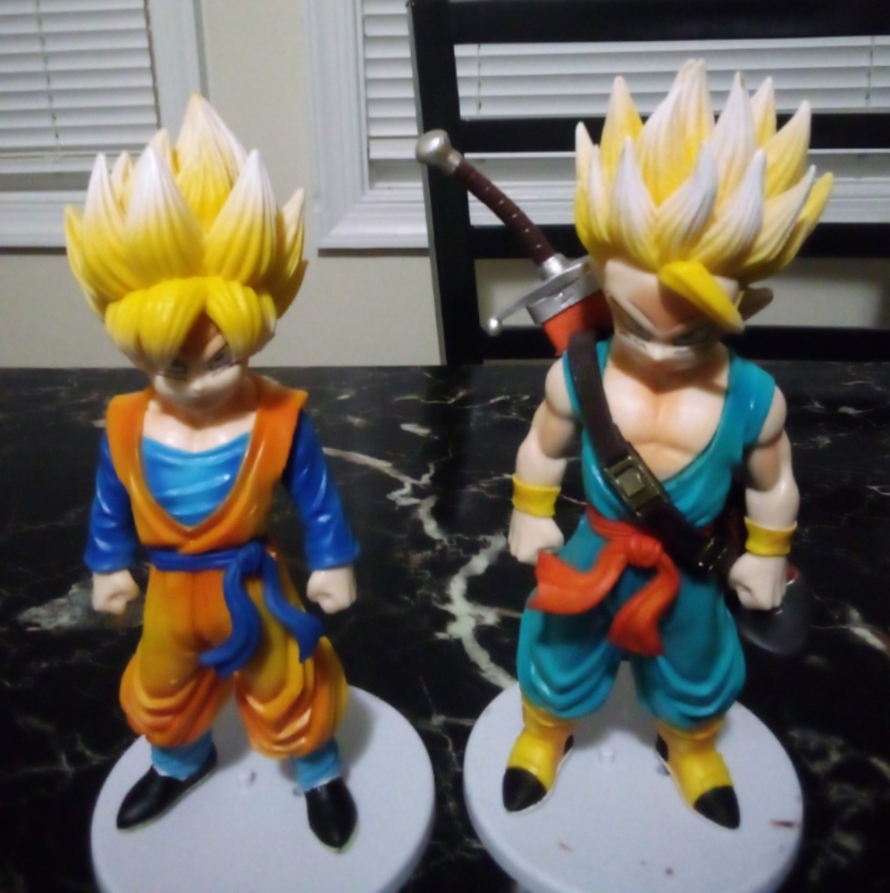 DBZ Goten Kid Trunks Statue figures